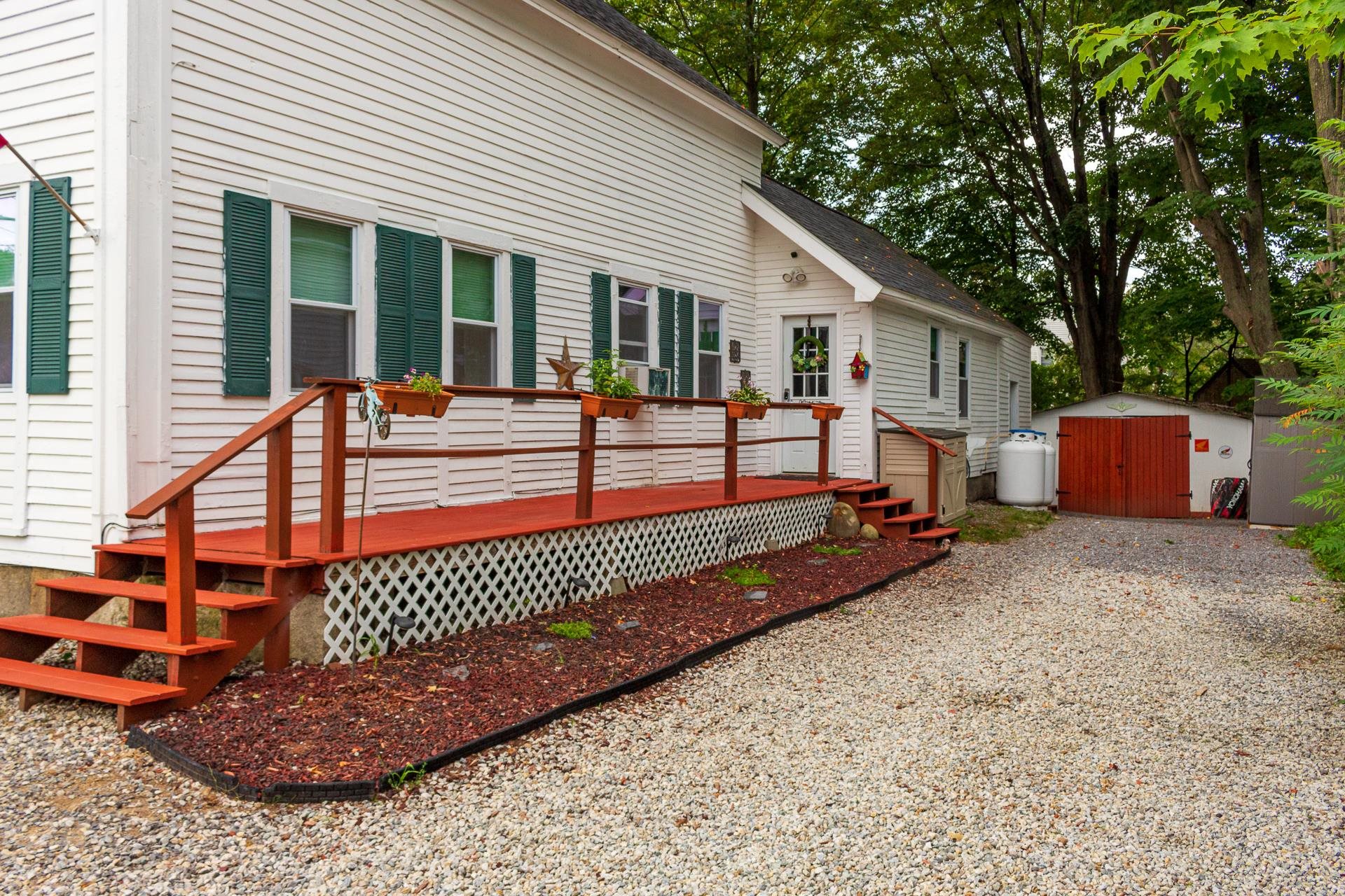 31 Maple Street Wilton, NH 03086 - Photo 3 of 29 Gallery Image 3