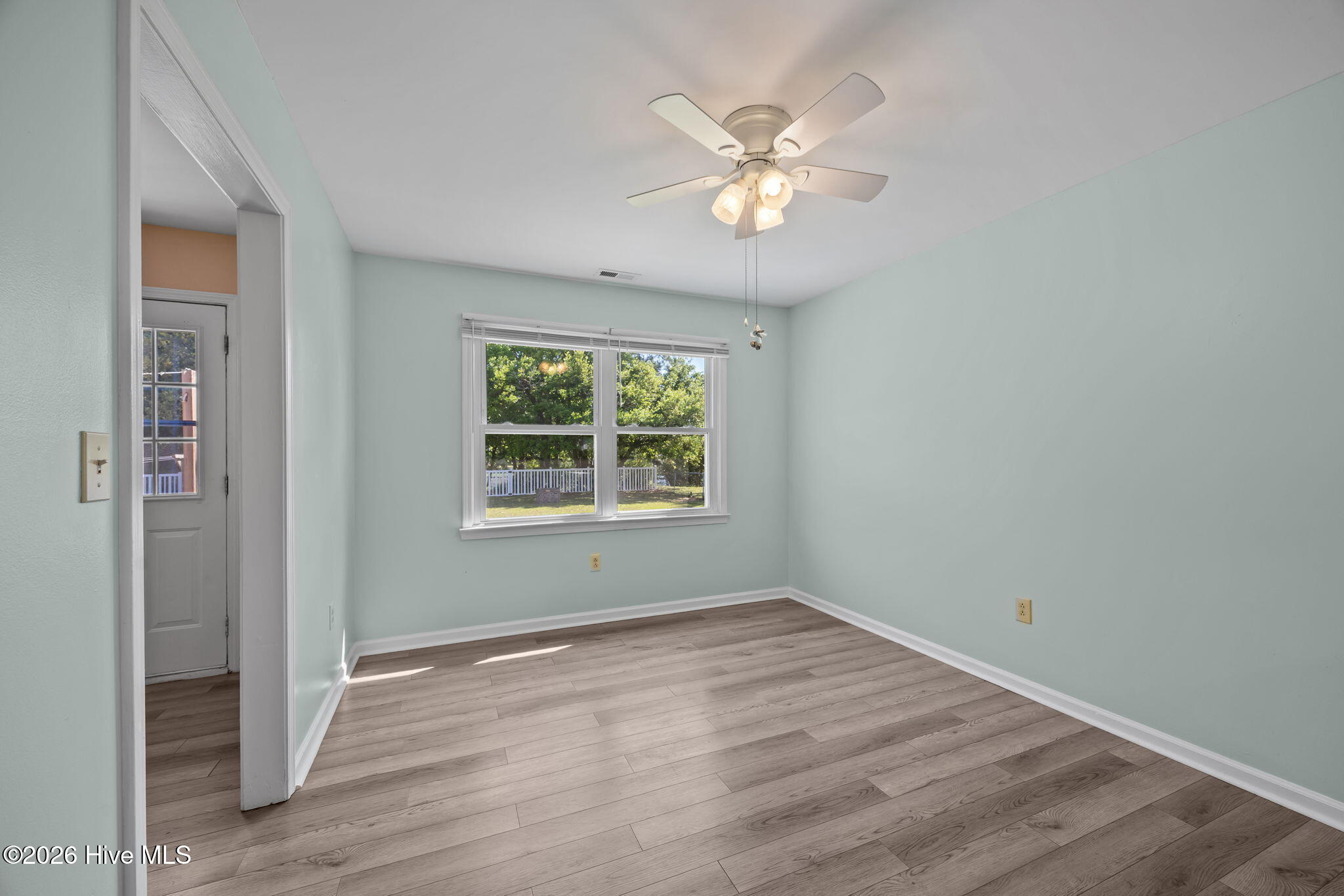 1820 Paulette Road Morehead City, NC 28557 - Photo 17 of 47 34-web-or-mls-1820 Paulette Rd 058