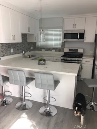 $4,200 | 114 East Balboa Boulevard, Unit A, Newport Beach, CA 92661