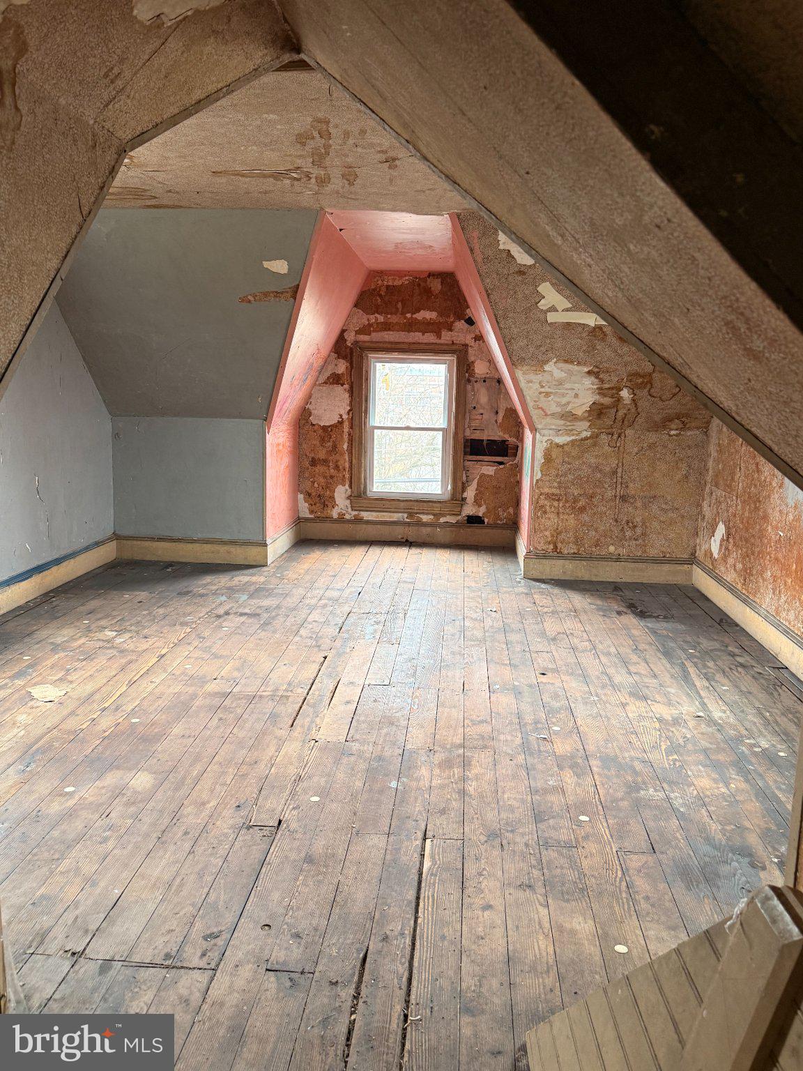 176 Griffith Street Salem, NJ 08079 - Photo 21 of 36 Charming attic with rustic potential.