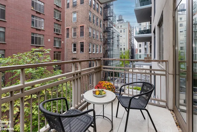 $1,400,000 | 124 West 23rd Street, Unit 4B | Chelsea
