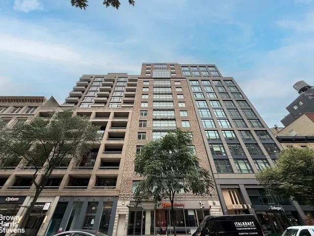 $1,400,000 | 124 West 23rd Street, Unit 4B | Chelsea