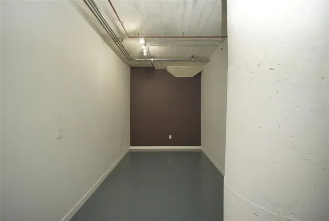 $2,400 | 101 North 12th Street, Unit 306, Tampa, FL 33602