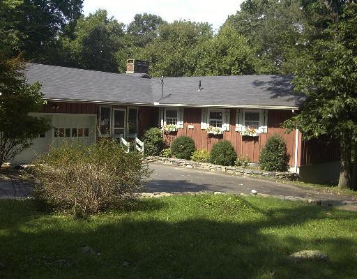 18 Heritage Lane Ridgefield, CT 06877 - Photo 1 of 1 Gallery Image 1