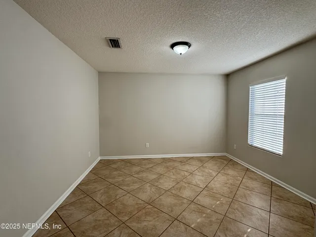 $1,725 | 11273 Silver Key Drive, Jacksonville, FL 32218