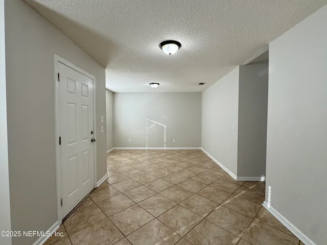 $1,725 | 11273 Silver Key Drive, Jacksonville, FL 32218