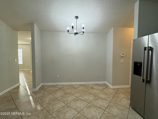 $1,725 | 11273 Silver Key Drive, Jacksonville, FL 32218