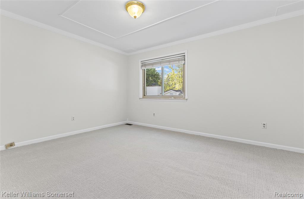 2907 Roundtree Drive Troy, MI 48083 - Photo 19 of 33