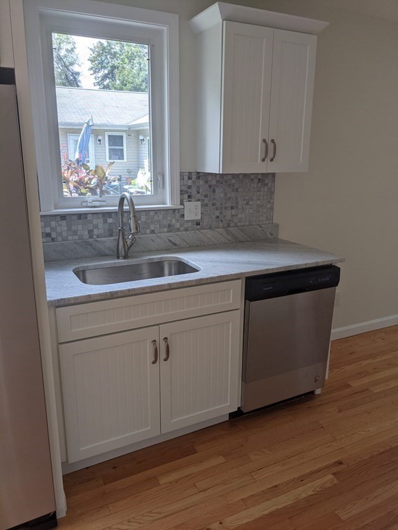 72 Fairhaven Road, Unit 72 Mattapoisett, MA 02739 - Photo 3 of 23 Gallery Image 3