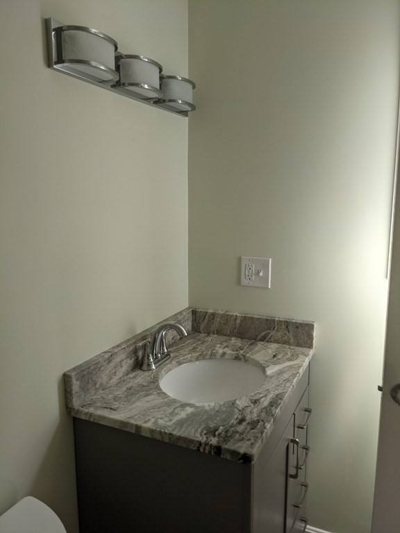72 Fairhaven Road, Unit 72 Mattapoisett, MA 02739 - Photo 5 of 23 Gallery Image 5