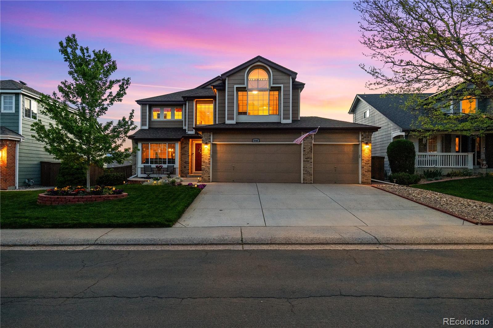 9948 Silver Maple Road Highlands Ranch, CO 80129 - Photo 2 of 45 Gallery Image 2