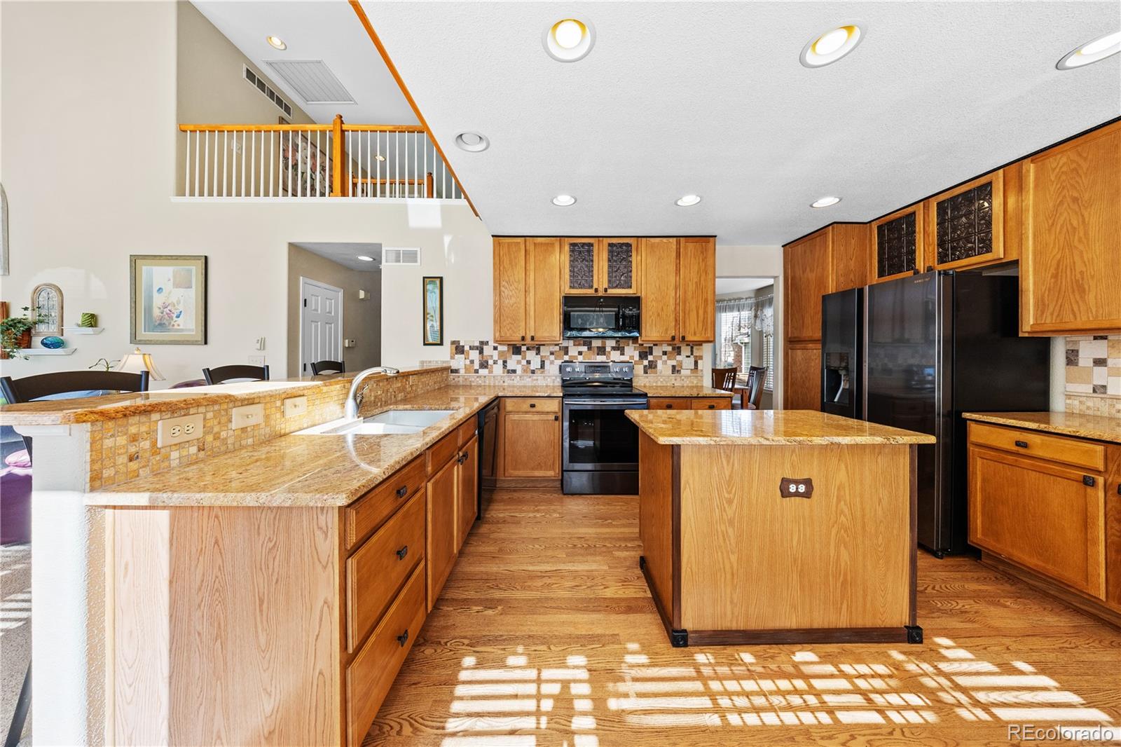 9948 Silver Maple Road Highlands Ranch, CO 80129 - Photo 5 of 45 Gallery Image 5