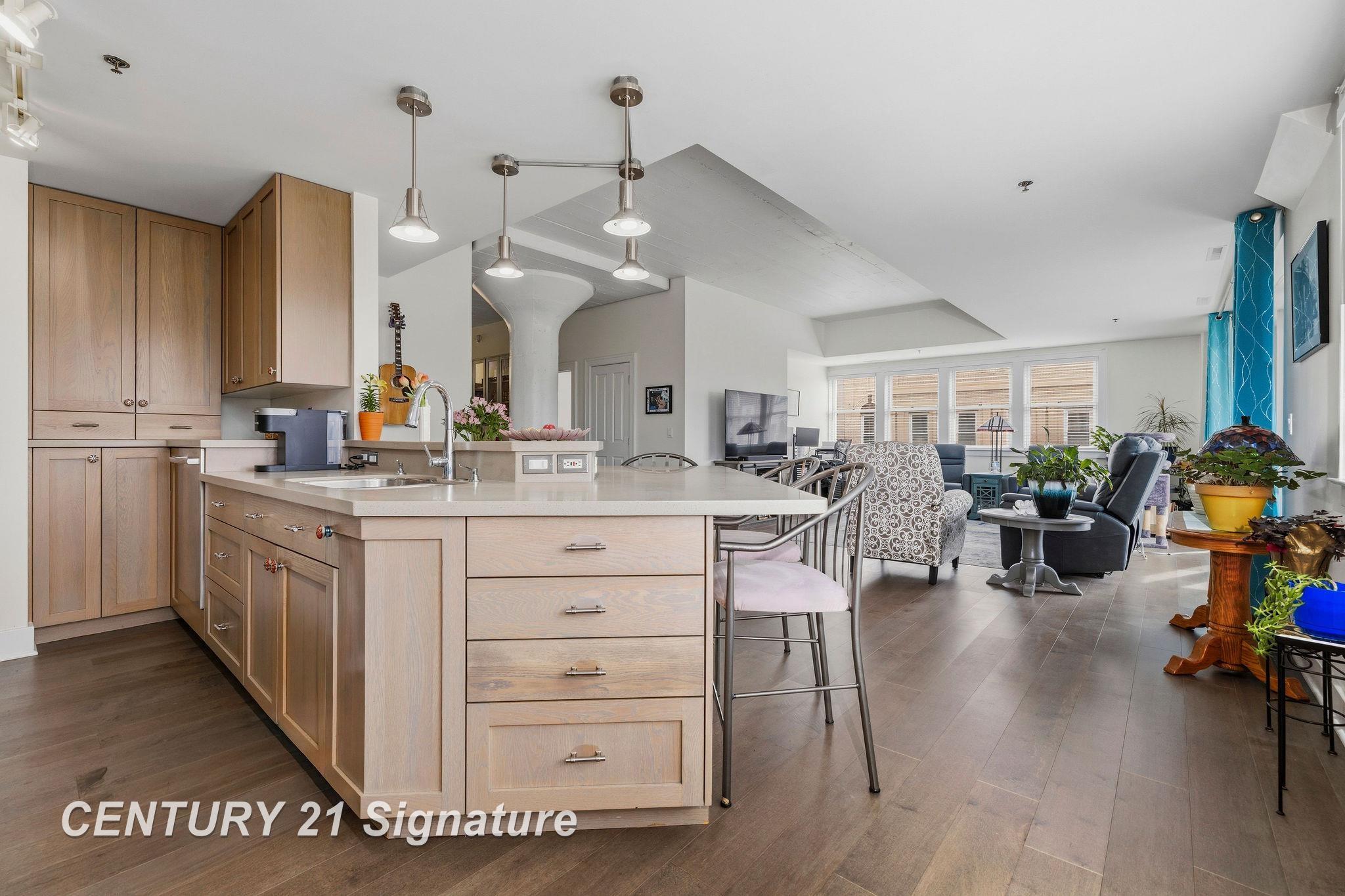 225 Jennison Place Bay City, MI 48708 - Photo 13 of 61