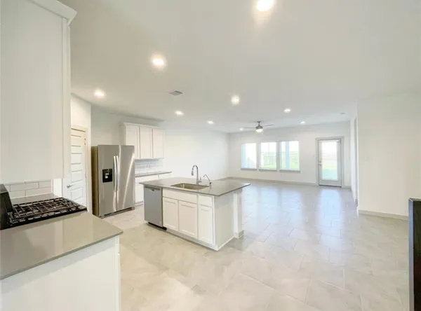 $2,690 | 28938 Yulee Mill Drive, Katy, TX 77494