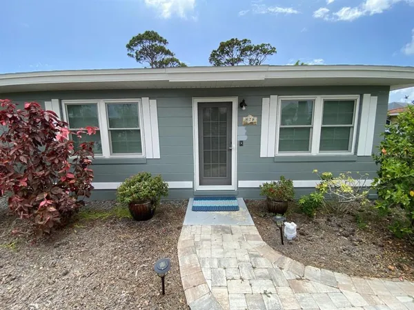 $499,000 | 828 Nokomis Avenue South, Venice, FL 34285