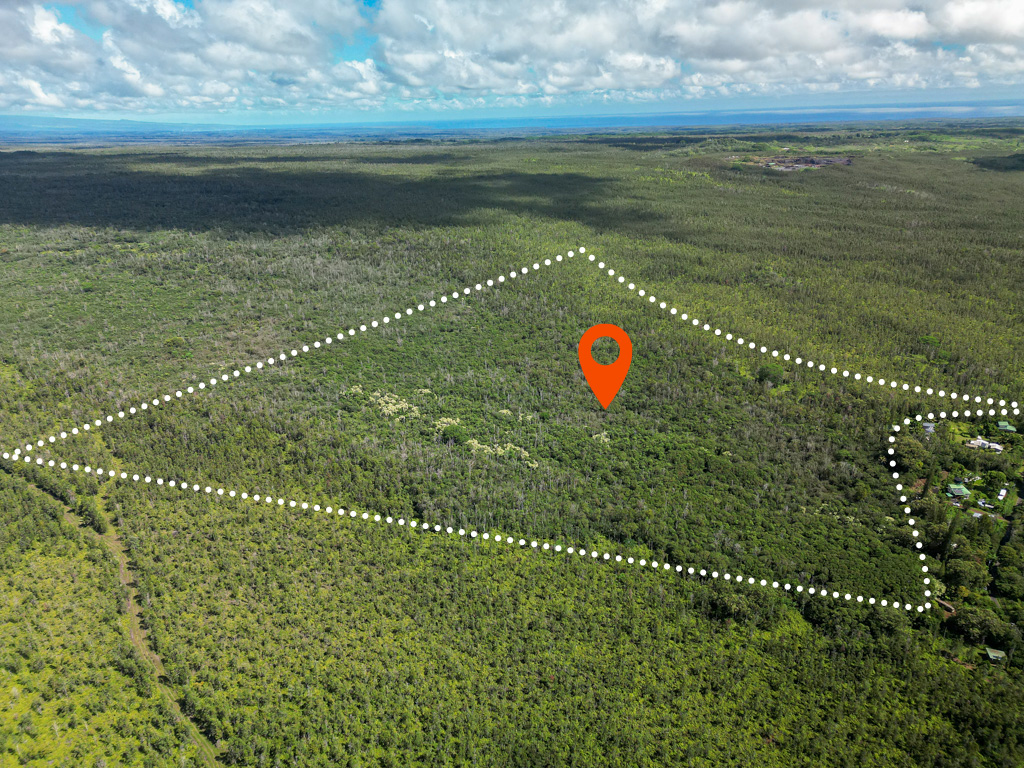 1 Lot 6 Road Pahoa, HI 96778 - Photo 9 of 9 a view of a lake from a yard