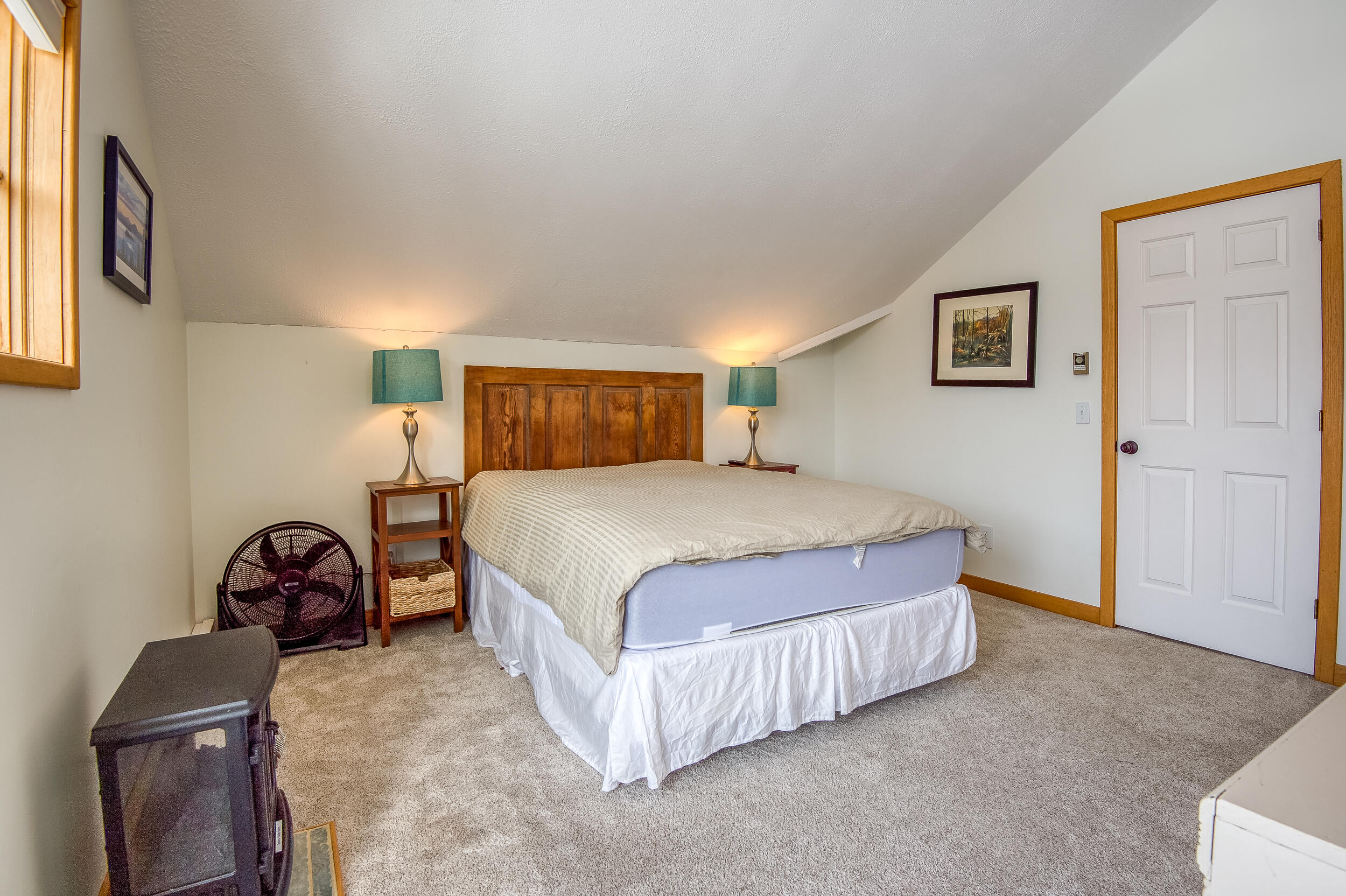 39 Sunset Lane, Unit B Rangeley, ME 04970 - Photo 22 of 34 _JRV6787_HDR