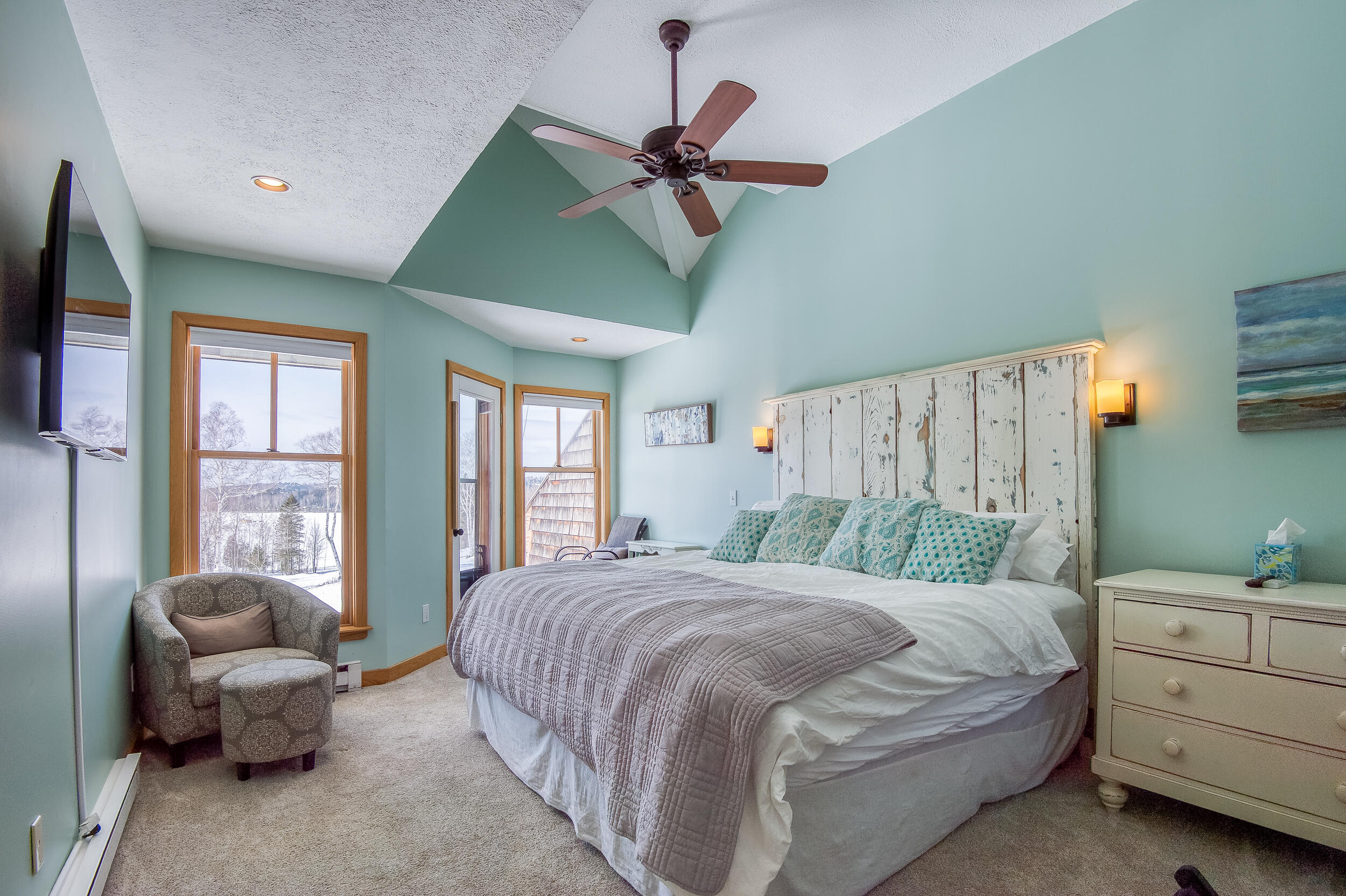 39 Sunset Lane, Unit B Rangeley, ME 04970 - Photo 29 of 34 _JRV6739_HDR