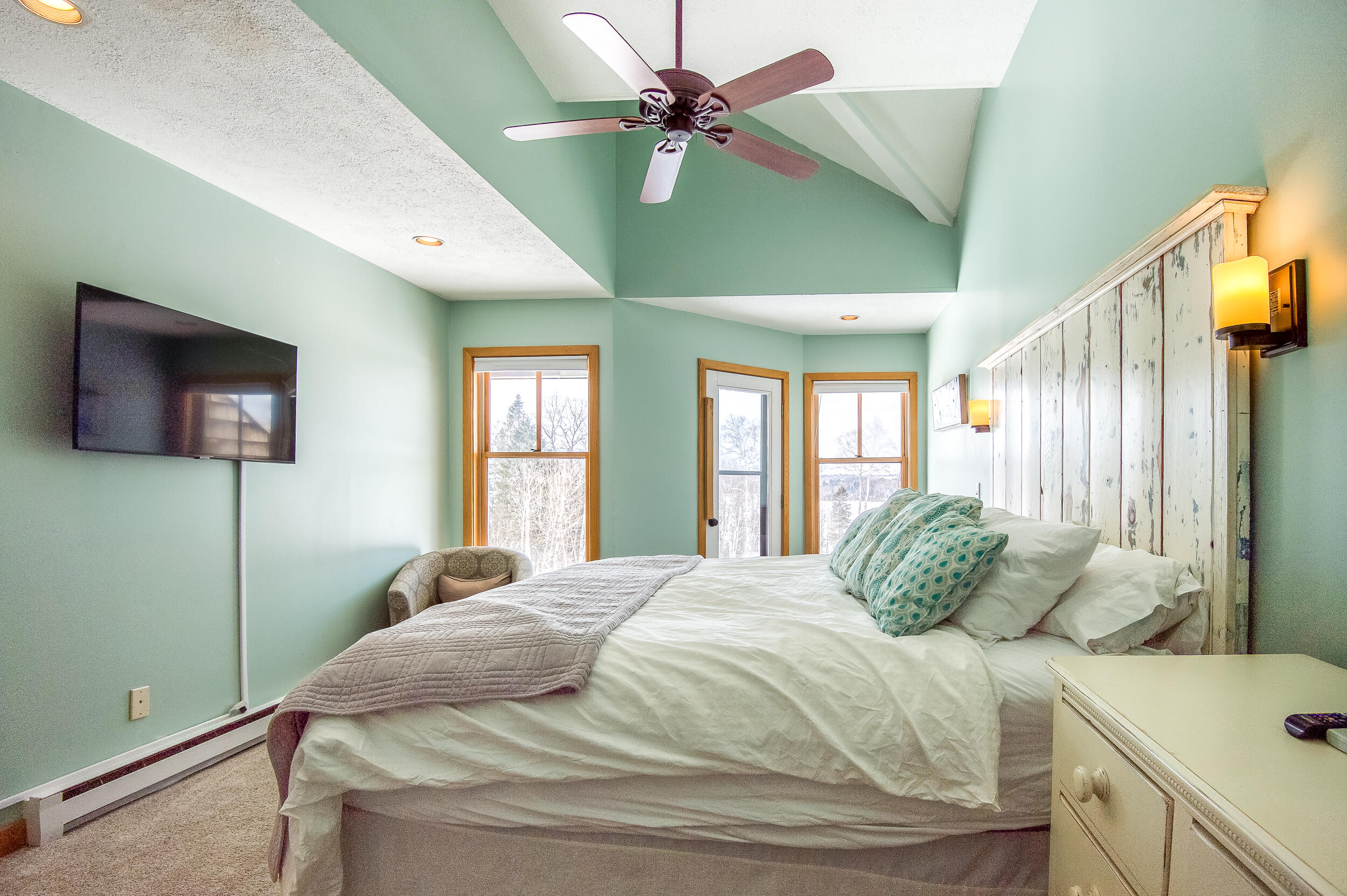 39 Sunset Lane, Unit B Rangeley, ME 04970 - Photo 30 of 34 _JRV6742_HDR