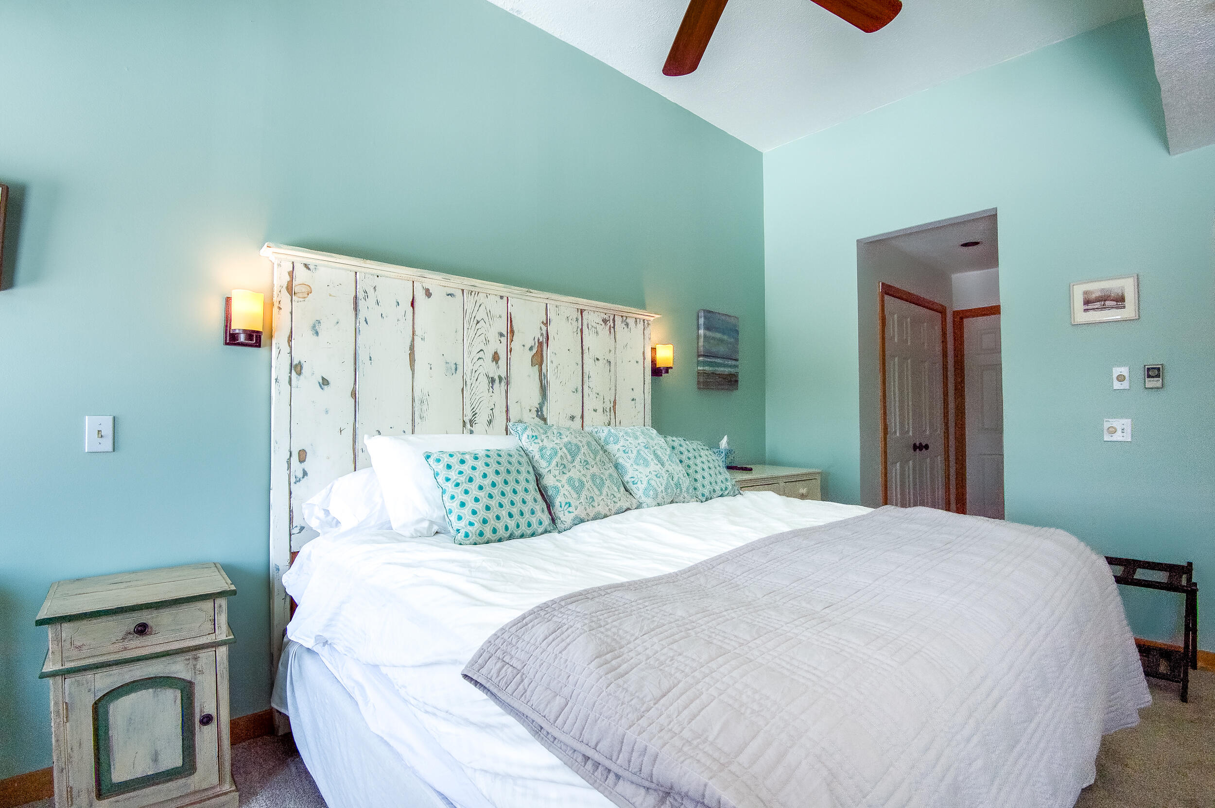 39 Sunset Lane, Unit B Rangeley, ME 04970 - Photo 31 of 34 _JRV6745_HDR