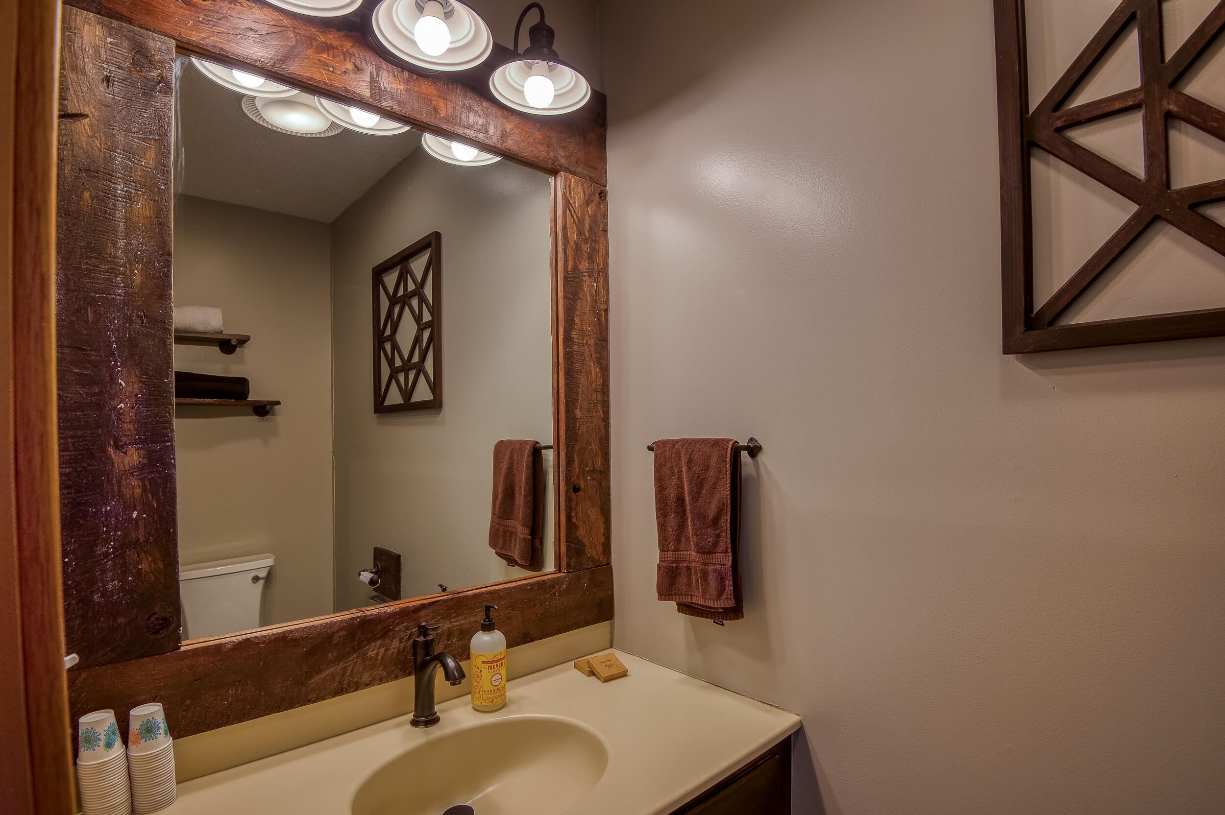 39 Sunset Lane, Unit B Rangeley, ME 04970 - Photo 32 of 34 _JRV6694_HDR