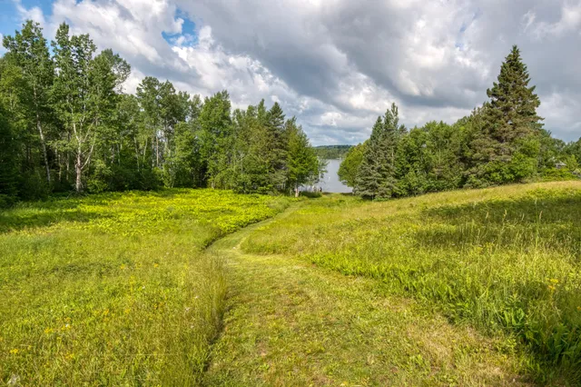 $695,000 | 39 Sunset Lane, Unit B, Rangeley, ME 04970