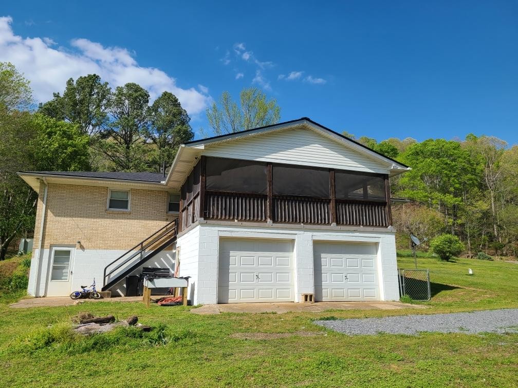 2345 Raney Camp Hollow Road Cumberland Furnace, TN 37051 - Photo 2 of 35 Gallery Image 2