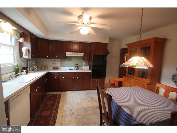 315 Woodward Road Media, PA 19063 - Photo 8 of 24 Kitchen