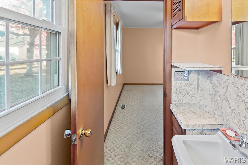 415 3rd Street Carrollton, IL 62016 - Photo 17 of 49