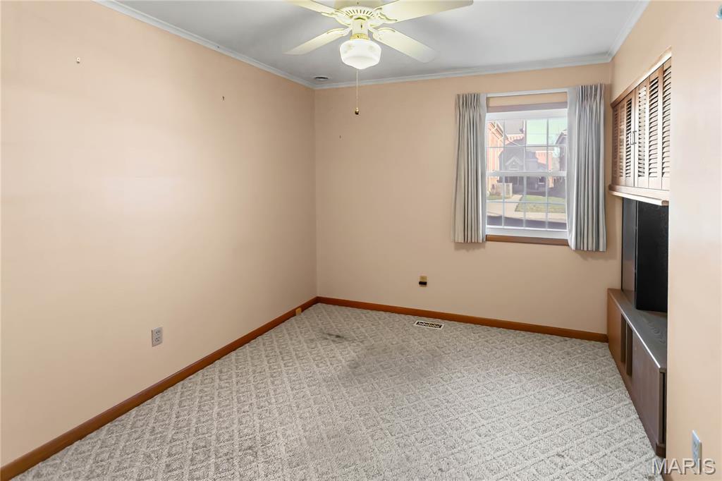 415 3rd Street Carrollton, IL 62016 - Photo 18 of 49