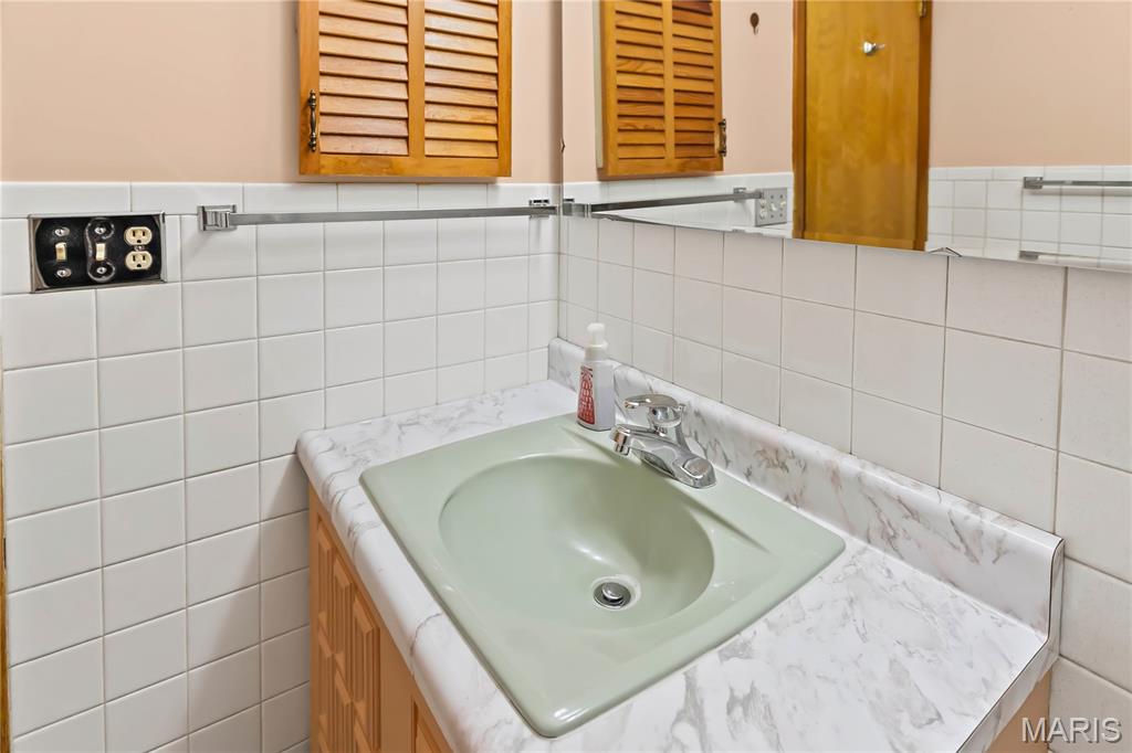 415 3rd Street Carrollton, IL 62016 - Photo 22 of 49