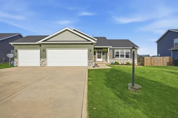 $440,000 | 18389 Peggy Sue Drive, Lowell, IN 46356