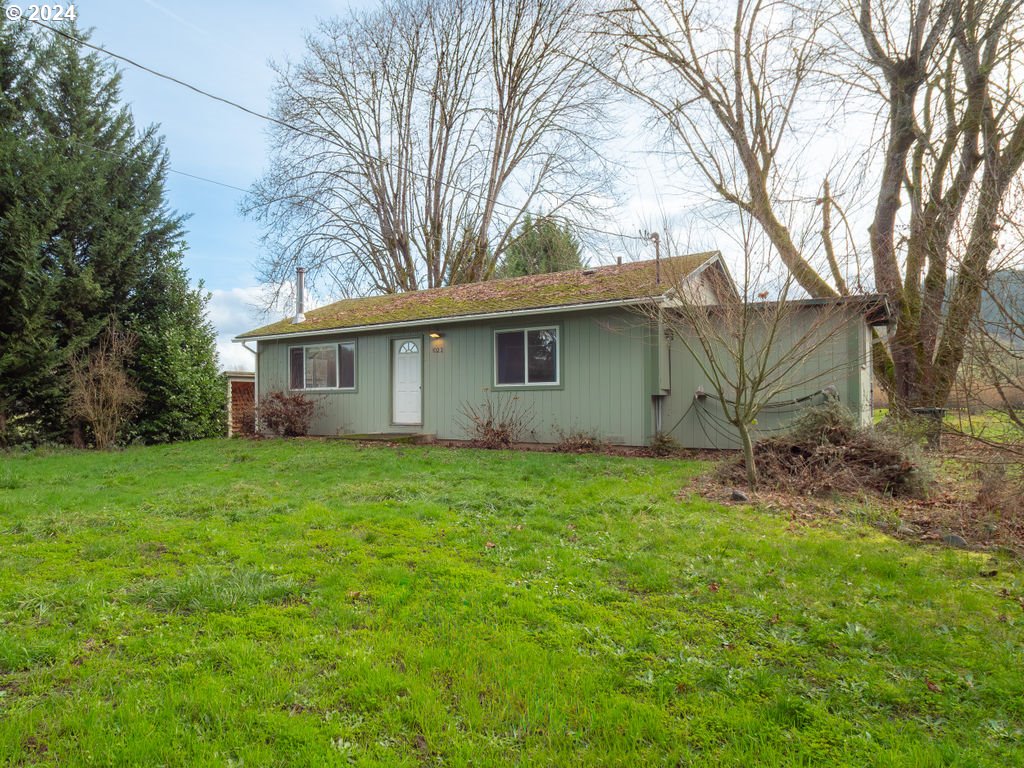 1022 Big Bend Road Roseburg, OR 97471 - Photo 2 of 32 Gallery Image 2