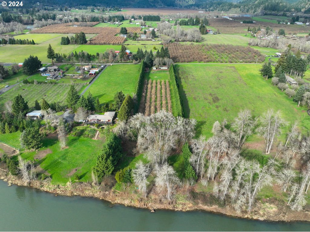 1022 Big Bend Road Roseburg, OR 97471 - Photo 26 of 32 Gallery Image 26