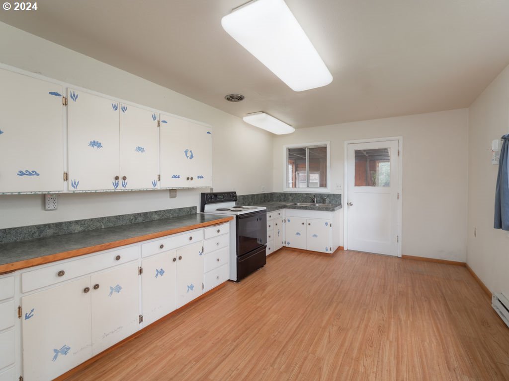1022 Big Bend Road Roseburg, OR 97471 - Photo 6 of 32 Gallery Image 6