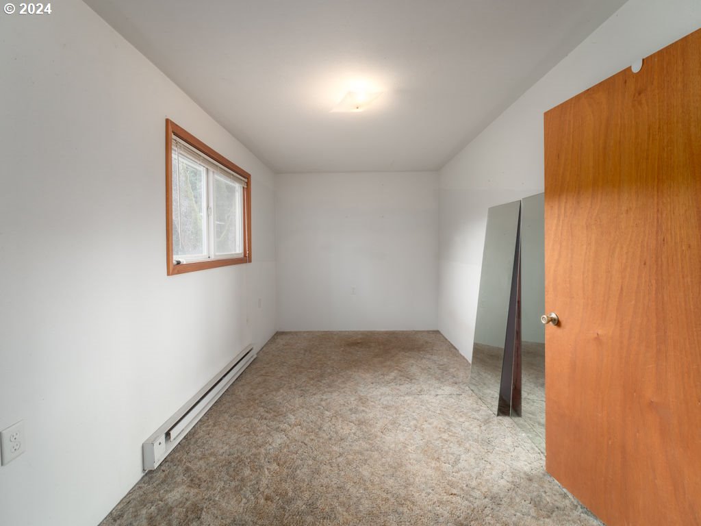 1022 Big Bend Road Roseburg, OR 97471 - Photo 10 of 32 Gallery Image 10