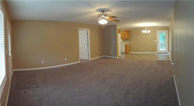 108 Timber Ridge Lane Pulaski, TN 38478 - Photo 9 of 19 Living Room