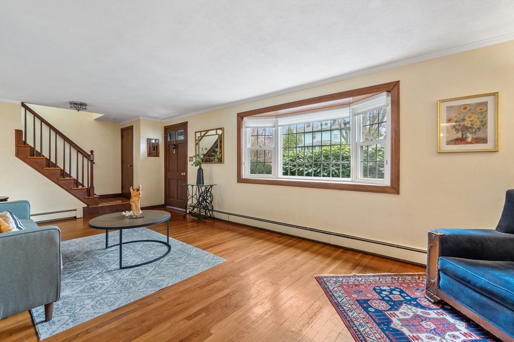 23 Tucker Avenue Lexington, MA 02421 - Photo 5 of 24