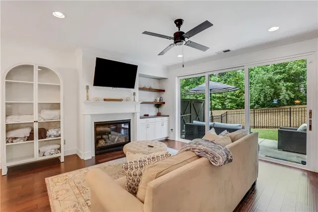 $449,900 | 146 Bellhaven Drive, Woodstock, GA 30188