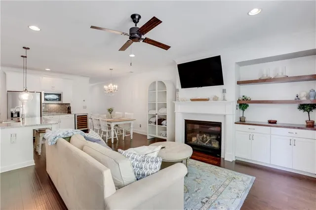 $449,900 | 146 Bellhaven Drive, Woodstock, GA 30188