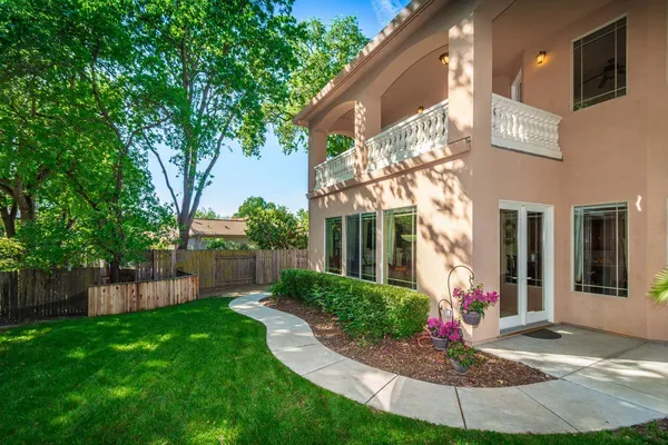 $1,050,000 | 8430 Scenic Vista Way, Fair Oaks, CA 95628