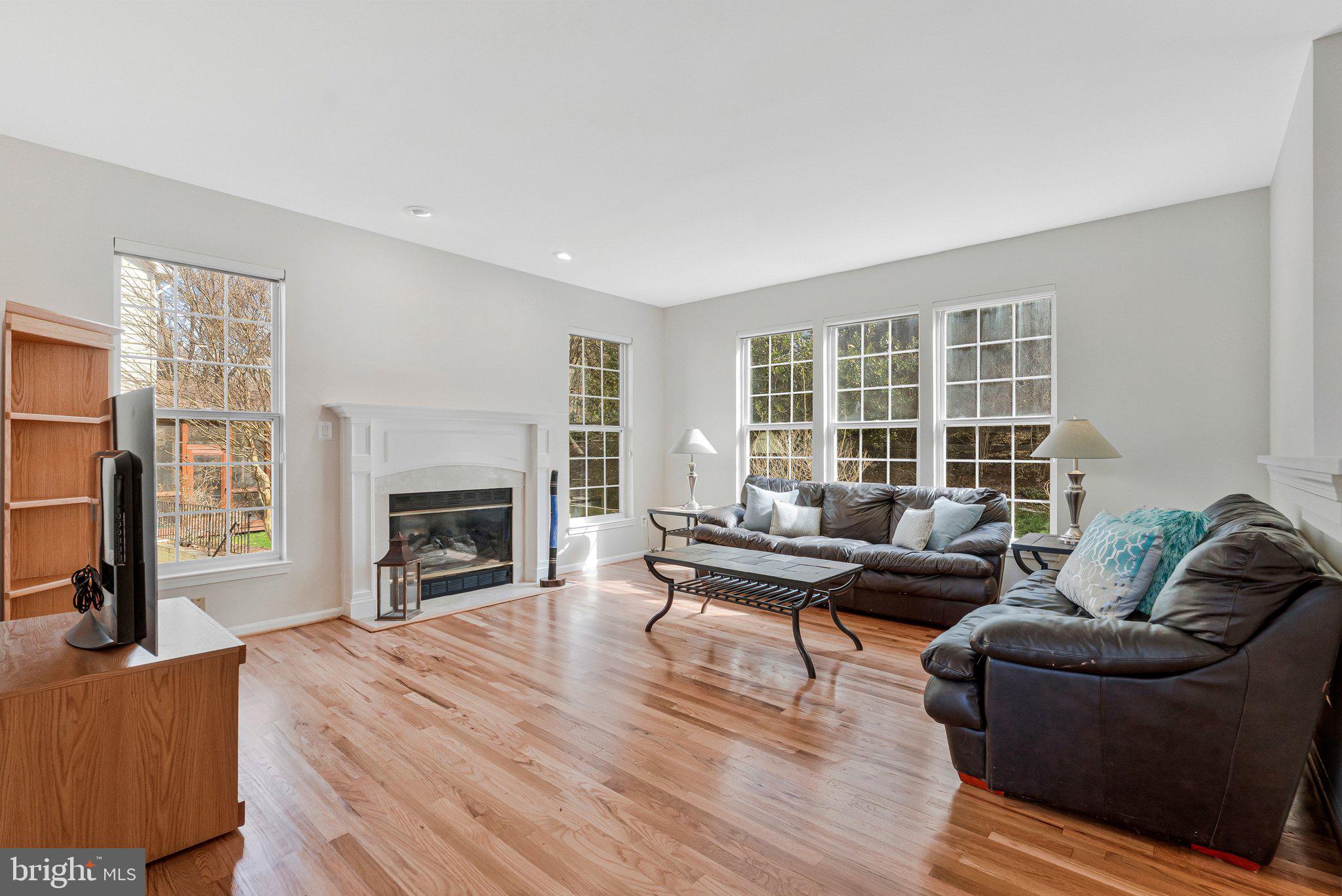 47807 Blockhouse Point Place Sterling, VA 20165 - Photo 14 of 75