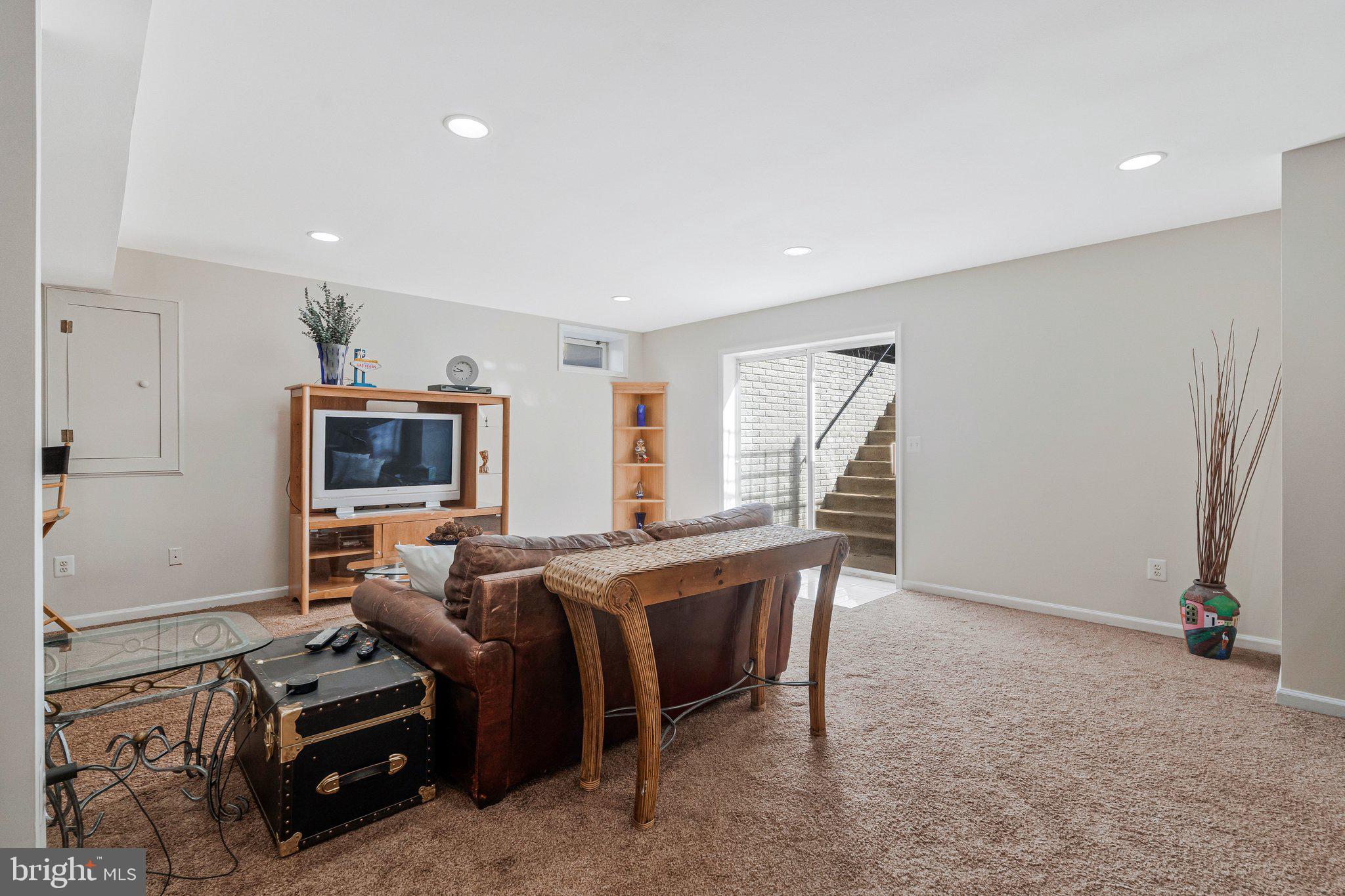 47807 Blockhouse Point Place Sterling, VA 20165 - Photo 60 of 75