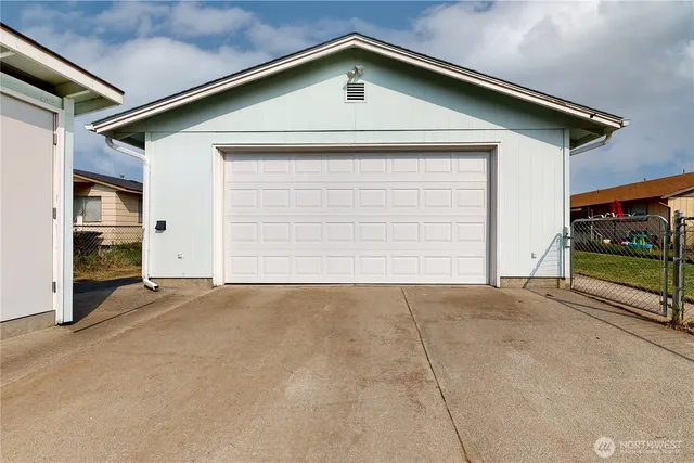 a view of a house with garage