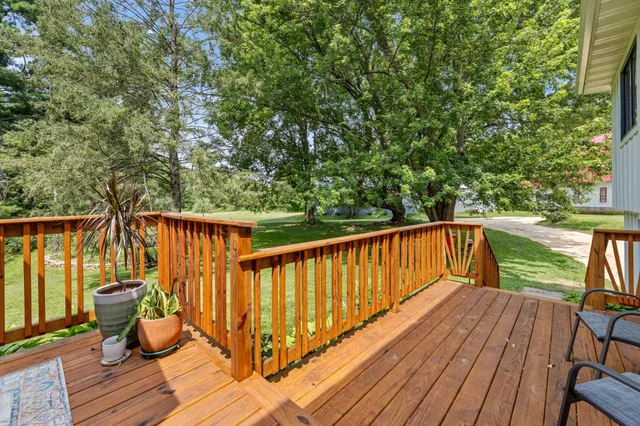 $1,050,000 | 36415 Homer Valley Lane, Winona, MN 55987