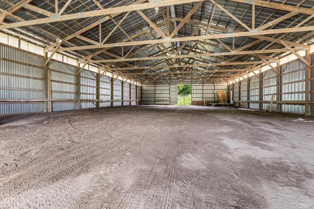 $1,050,000 | 36415 Homer Valley Lane, Winona, MN 55987