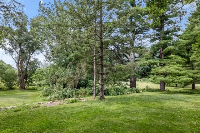 $1,050,000 | 36415 Homer Valley Lane, Winona, MN 55987