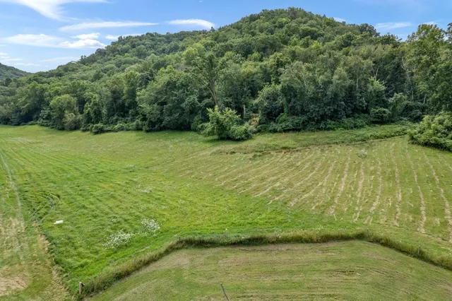 $1,050,000 | 36415 Homer Valley Lane, Winona, MN 55987