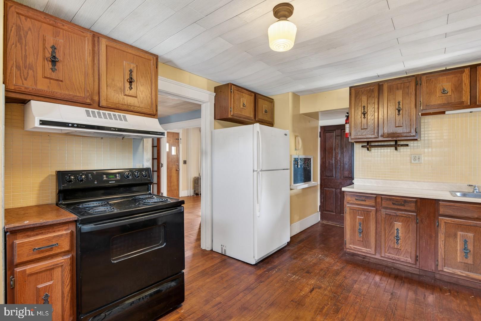 940 Peters Mountain Road Dauphin, PA 17018 - Photo 17 of 44