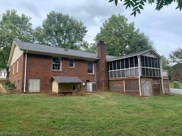 810 Bundaberg Lane Rural Hall, NC 27045 - Photo 5 of 21 Gallery Image 5